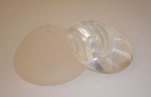 prothèses anatomique texturée et ronde lisse prothèses anatomique texturée et ronde lisse